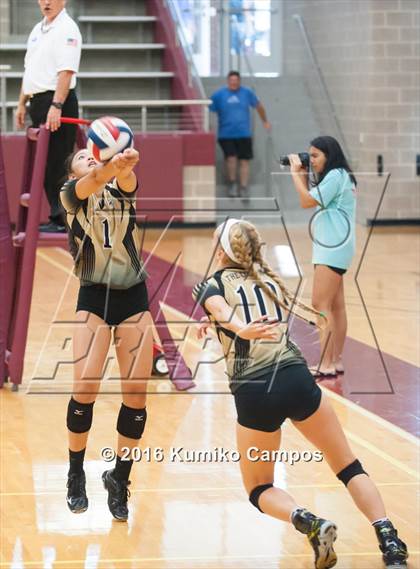 Thumbnail 3 in The Colony @ Lewisville photogallery.