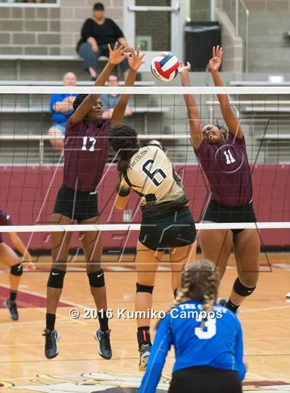 Thumbnail 2 in The Colony @ Lewisville photogallery.