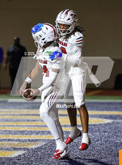 Thumbnail 1 in Chaminade-Madonna @ St. Thomas Aquinas photogallery.