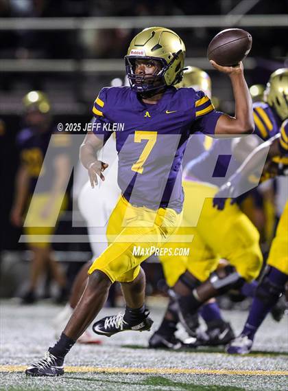 Thumbnail 1 in Chaminade-Madonna @ St. Thomas Aquinas photogallery.