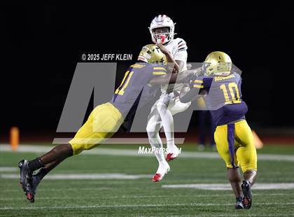 Thumbnail 1 in Chaminade-Madonna @ St. Thomas Aquinas photogallery.