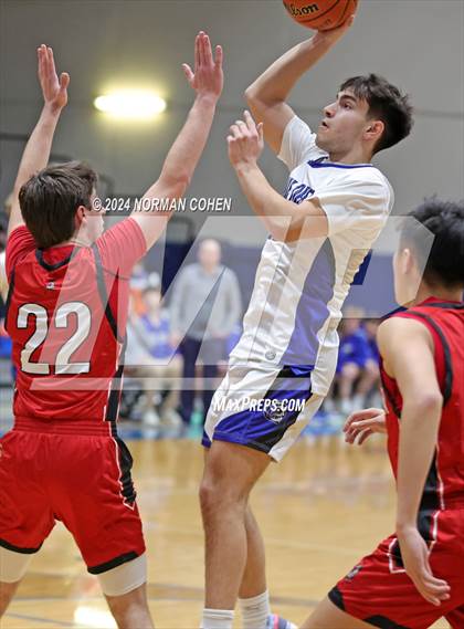 Thumbnail 3 in Mundelein @ Lake Zurich photogallery.
