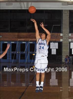 Thumbnail 2 in Coronado vs Rancho Bernardo (Torrey Pines Holiday Prep Classic) photogallery.