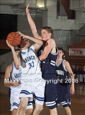 Thumbnail 3 in Coronado vs Rancho Bernardo (Torrey Pines Holiday Prep Classic) photogallery.