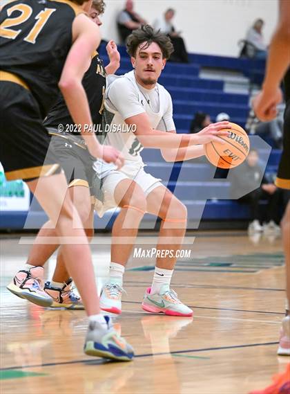 Thumbnail 2 in Arapahoe vs. George Washington (Tip-Off Classic) photogallery.