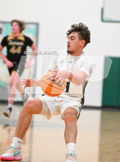 Thumbnail 2 in Arapahoe vs. George Washington (Tip-Off Classic) photogallery.