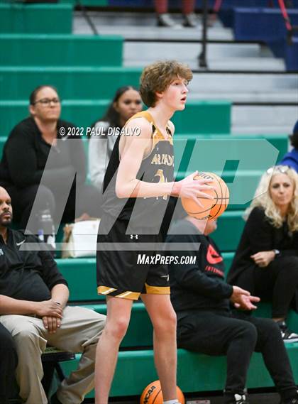 Thumbnail 2 in Arapahoe vs. George Washington (Tip-Off Classic) photogallery.