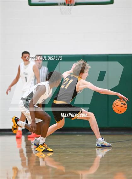 Thumbnail 1 in Arapahoe vs. George Washington (Tip-Off Classic) photogallery.