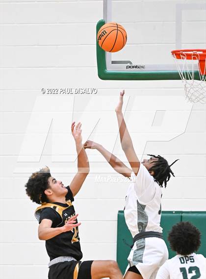 Thumbnail 1 in Arapahoe vs. George Washington (Tip-Off Classic) photogallery.