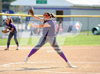 Thumbnail 3 in Eldorado @ Harrisburg (IHSA 2A Regional Championship) photogallery.