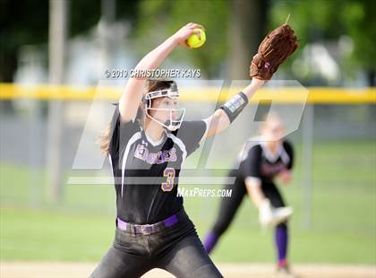Thumbnail 1 in Eldorado @ Harrisburg (IHSA 2A Regional Championship) photogallery.
