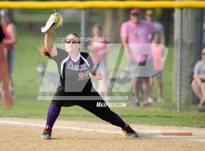 Thumbnail 1 in Eldorado @ Harrisburg (IHSA 2A Regional Championship) photogallery.