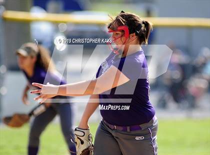 Thumbnail 3 in Eldorado @ Harrisburg (IHSA 2A Regional Championship) photogallery.