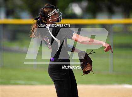 Thumbnail 3 in Eldorado @ Harrisburg (IHSA 2A Regional Championship) photogallery.