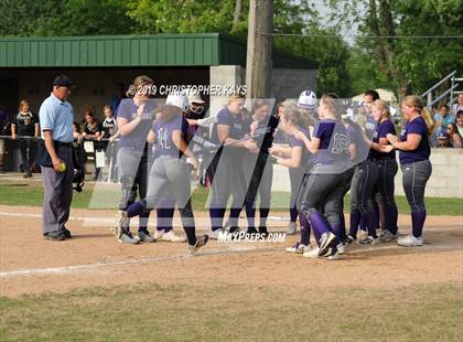 Thumbnail 2 in Eldorado @ Harrisburg (IHSA 2A Regional Championship) photogallery.