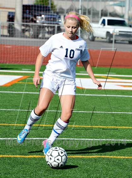 Thumbnail 1 in Pinnacle vs. Perry (AIA D1 Final) photogallery.