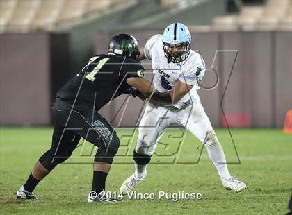 Thumbnail 3 in Narbonne vs. Carson (CIF L.A.C.S. D1 Final) photogallery.