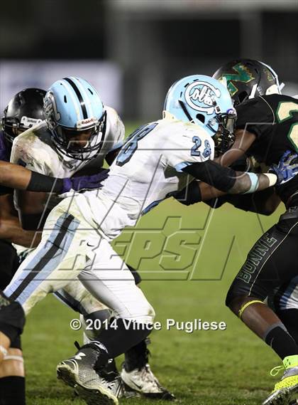 Thumbnail 1 in Narbonne vs. Carson (CIF L.A.C.S. D1 Final) photogallery.