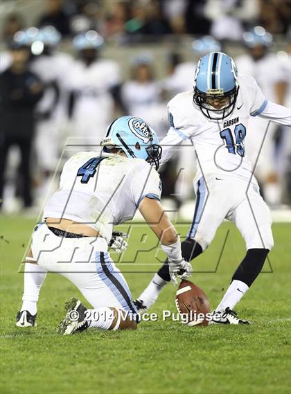 Thumbnail 1 in Narbonne vs. Carson (CIF L.A.C.S. D1 Final) photogallery.
