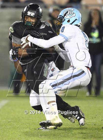 Thumbnail 1 in Narbonne vs. Carson (CIF L.A.C.S. D1 Final) photogallery.