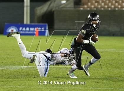 Thumbnail 3 in Narbonne vs. Carson (CIF L.A.C.S. D1 Final) photogallery.