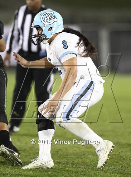 Thumbnail 3 in Narbonne vs. Carson (CIF L.A.C.S. D1 Final) photogallery.
