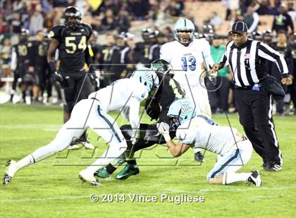 Thumbnail 3 in Narbonne vs. Carson (CIF L.A.C.S. D1 Final) photogallery.