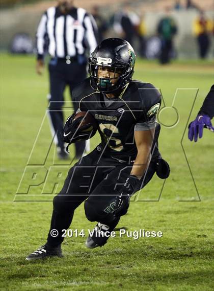 Thumbnail 1 in Narbonne vs. Carson (CIF L.A.C.S. D1 Final) photogallery.
