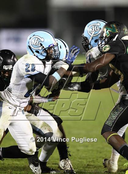 Thumbnail 3 in Narbonne vs. Carson (CIF L.A.C.S. D1 Final) photogallery.