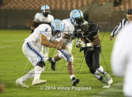 Thumbnail 2 in Narbonne vs. Carson (CIF L.A.C.S. D1 Final) photogallery.