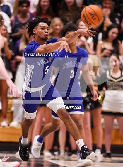 Thumbnail 2 in Fountain-Fort Carson @ Rock Canyon (CHSAA 6A Sweet 16) photogallery.