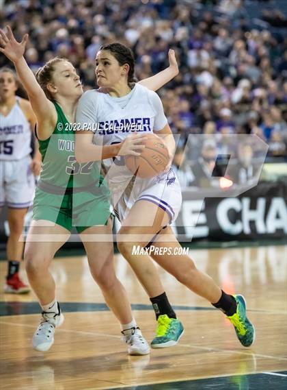 Thumbnail 3 in Woodinville vs. Sumner (WIAA 4A State Final) photogallery.