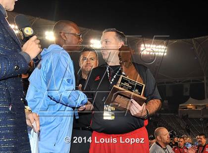 Thumbnail 1 in Centennial vs. De La Salle (CIF Open DIV Final) photogallery.