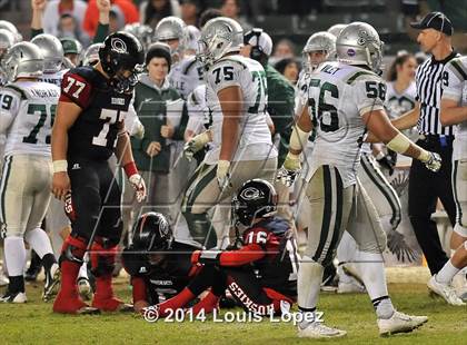 Thumbnail 2 in Centennial vs. De La Salle (CIF Open DIV Final) photogallery.