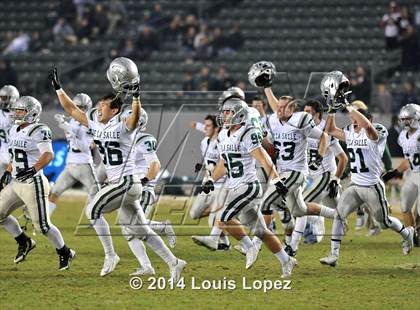 Thumbnail 2 in Centennial vs. De La Salle (CIF Open DIV Final) photogallery.