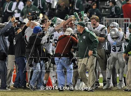 Thumbnail 3 in Centennial vs. De La Salle (CIF Open DIV Final) photogallery.