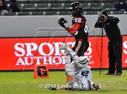 Thumbnail 3 in Centennial vs. De La Salle (CIF Open DIV Final) photogallery.