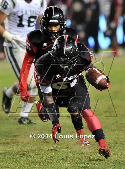 Thumbnail 3 in Centennial vs. De La Salle (CIF Open DIV Final) photogallery.