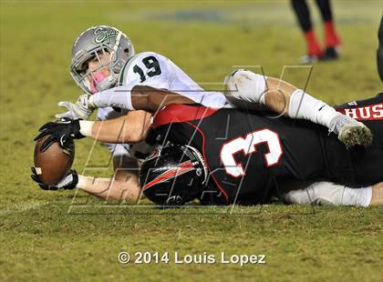 Thumbnail 3 in Centennial vs. De La Salle (CIF Open DIV Final) photogallery.