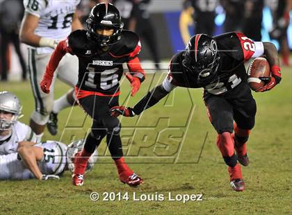 Thumbnail 3 in Centennial vs. De La Salle (CIF Open DIV Final) photogallery.