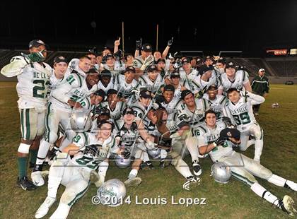 Thumbnail 2 in Centennial vs. De La Salle (CIF Open DIV Final) photogallery.