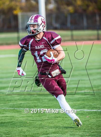 Thumbnail 3 in Northbridge vs. Uxbridge (MIAA Division 5 Central Final) photogallery.