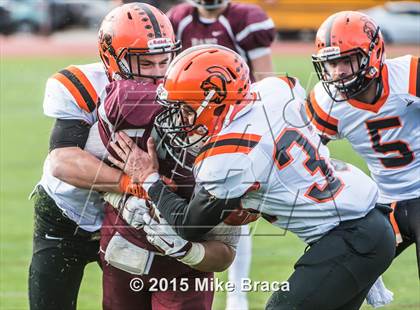 Thumbnail 1 in Northbridge vs. Uxbridge (MIAA Division 5 Central Final) photogallery.