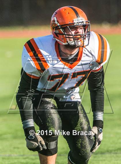 Thumbnail 1 in Northbridge vs. Uxbridge (MIAA Division 5 Central Final) photogallery.