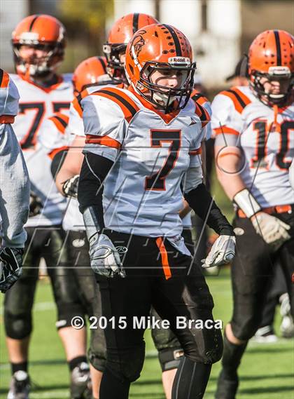 Thumbnail 3 in Northbridge vs. Uxbridge (MIAA Division 5 Central Final) photogallery.