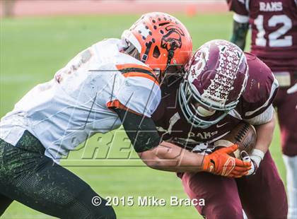 Thumbnail 3 in Northbridge vs. Uxbridge (MIAA Division 5 Central Final) photogallery.