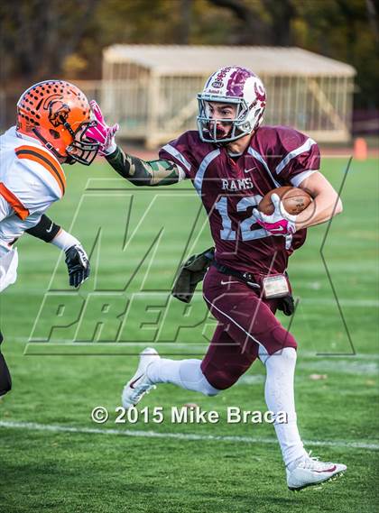 Thumbnail 1 in Northbridge vs. Uxbridge (MIAA Division 5 Central Final) photogallery.