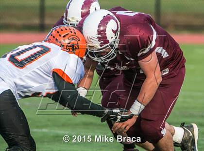 Thumbnail 1 in Northbridge vs. Uxbridge (MIAA Division 5 Central Final) photogallery.