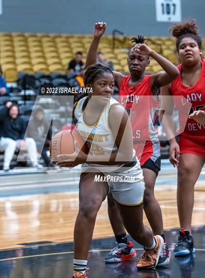 Thumbnail 2 in Red Springs @ Fairmont (Robeson County Shootout) photogallery.