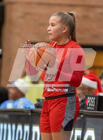 Thumbnail 2 in Red Springs @ Fairmont (Robeson County Shootout) photogallery.
